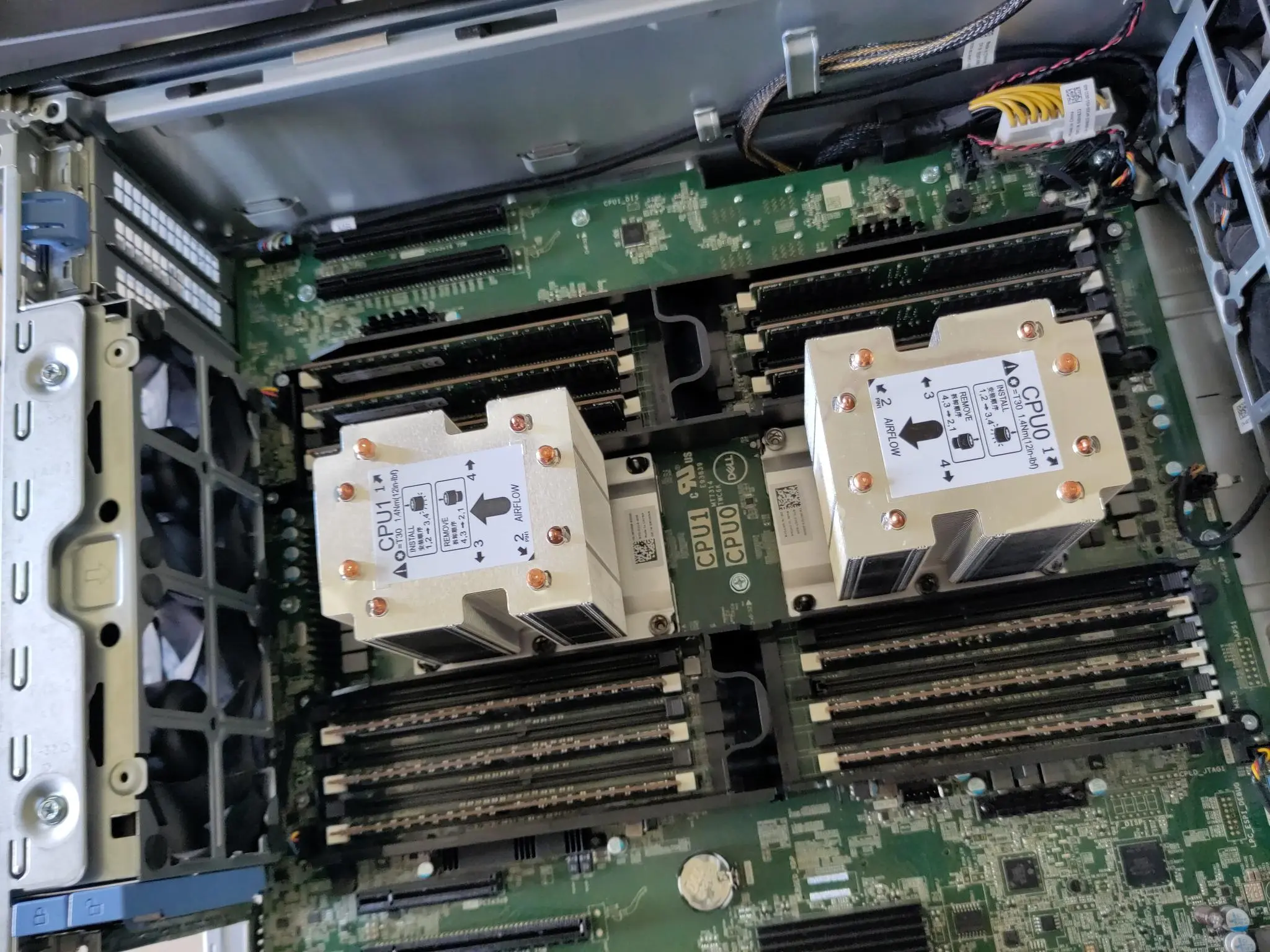 Picture of the RAM bars of the Dell Workstation 7920